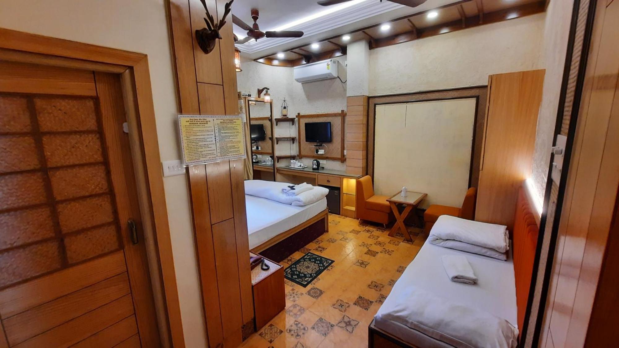Hotel Temple On Ganges Varanasi