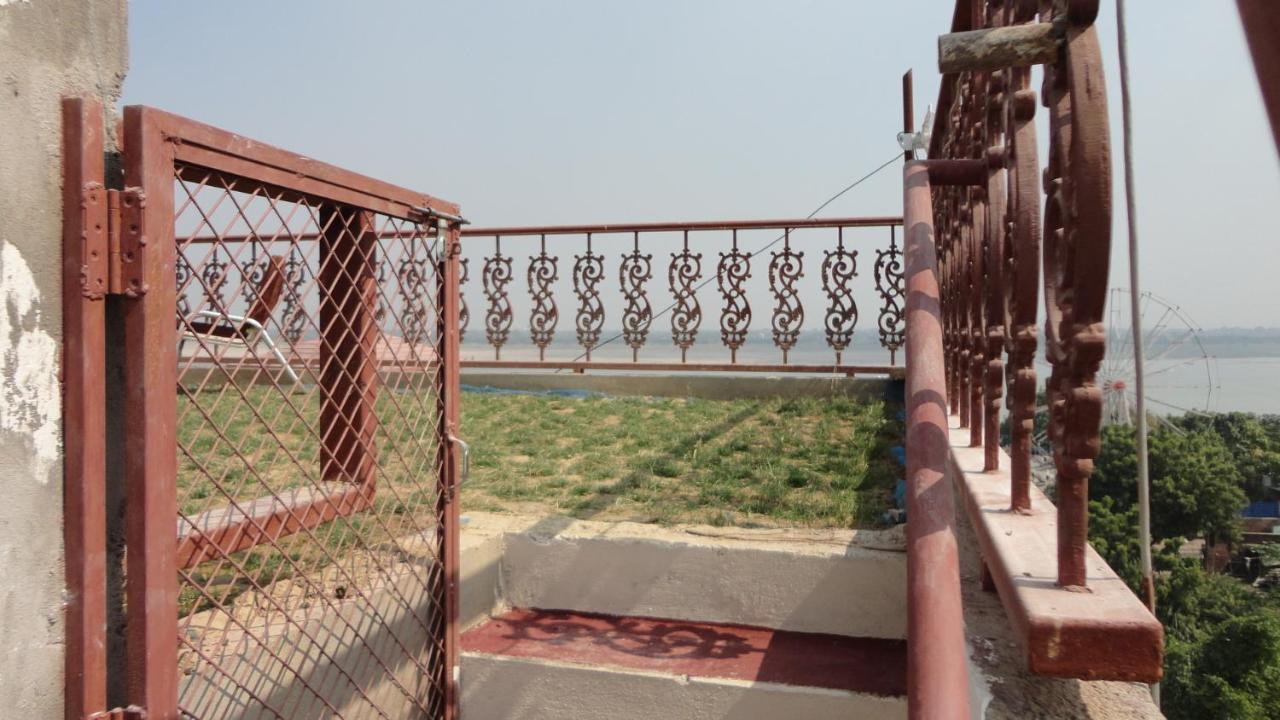 Hotel Temple On Ganges
